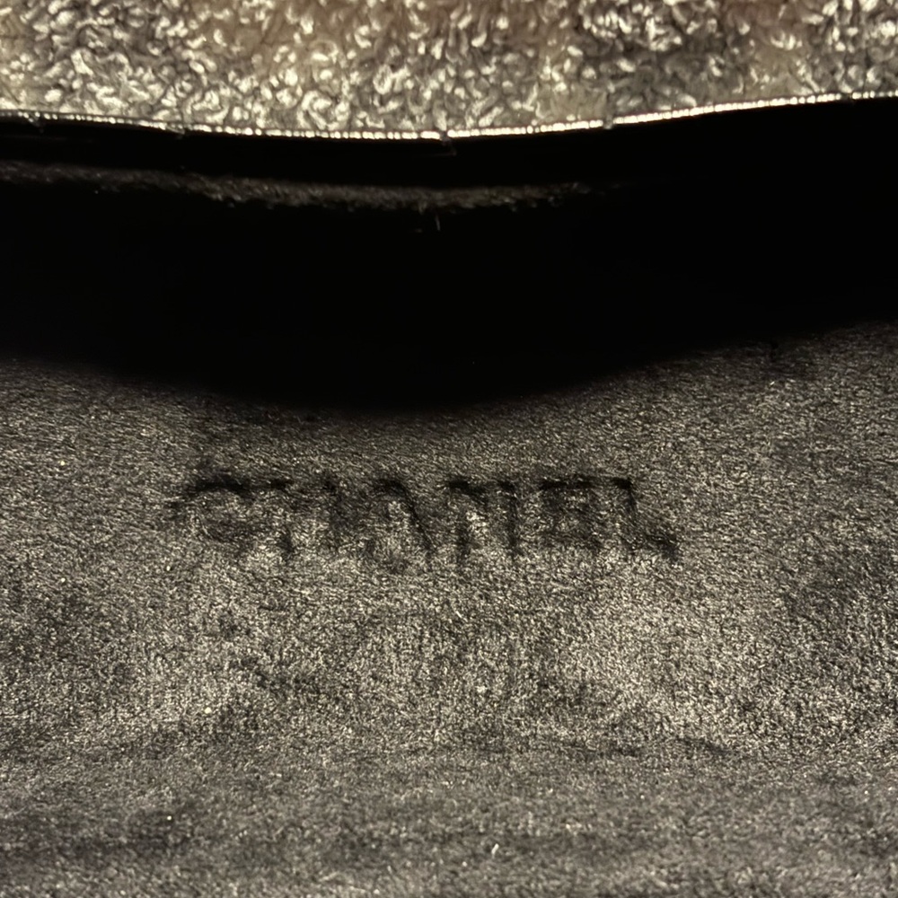 CHANEL 5166 Sunglasses in color 11413B - Picture 13 of 15